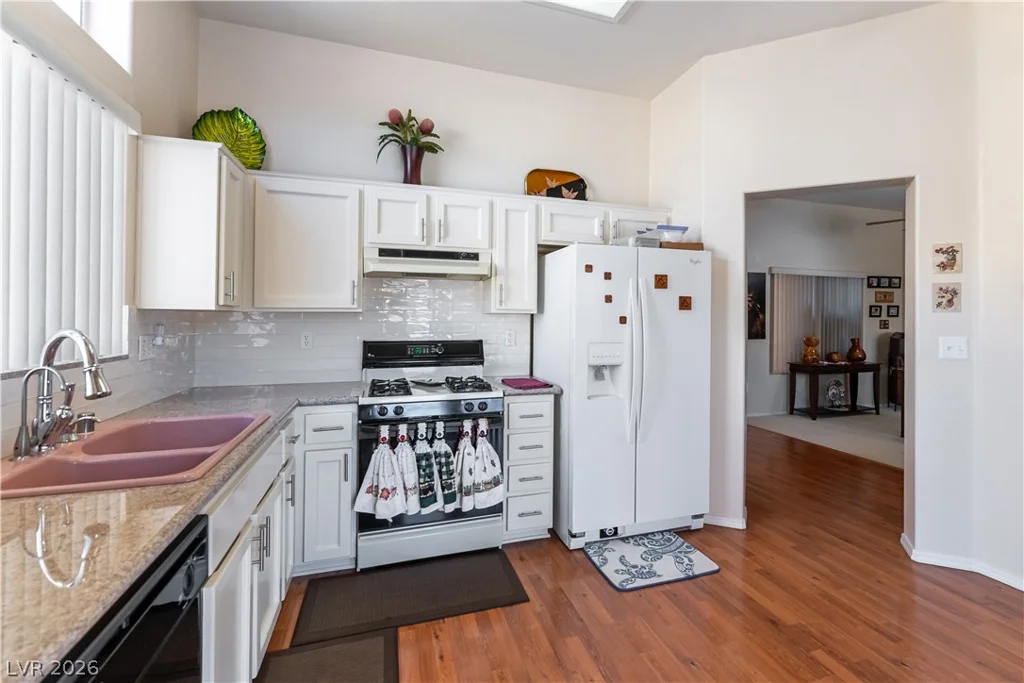 10608 Mission Lakes, Las Vegas, NV 89134