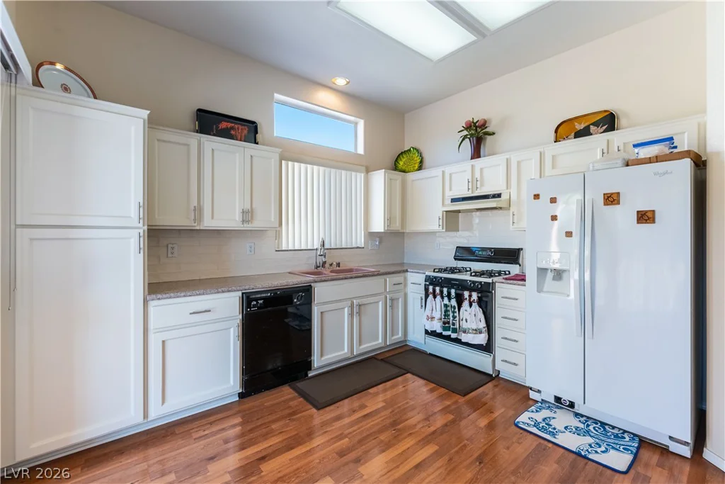10608 Mission Lakes, Las Vegas, NV 89134