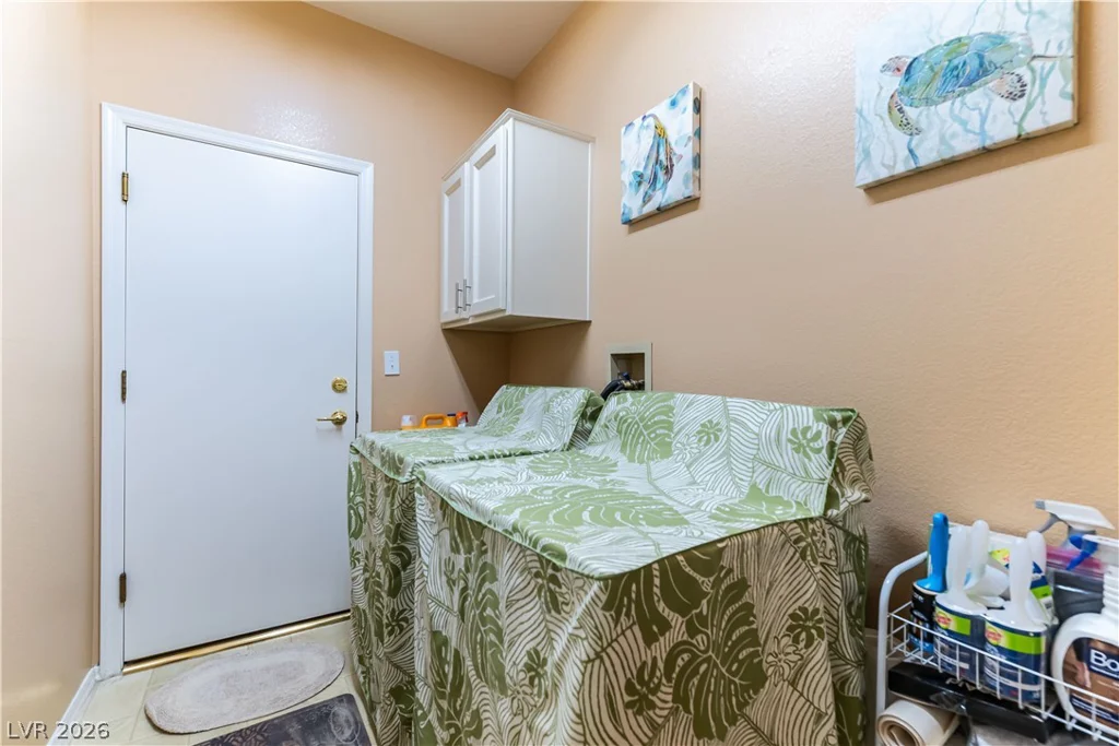 10608 Mission Lakes, Las Vegas, NV 89134