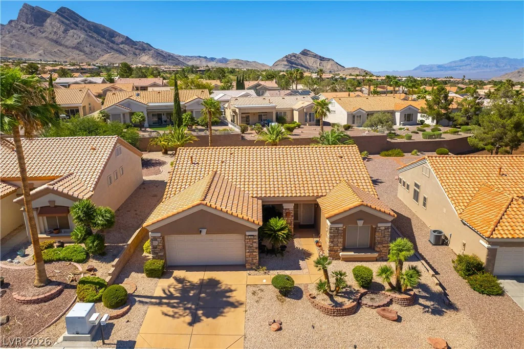 10608 Mission Lakes, Las Vegas, NV 89134