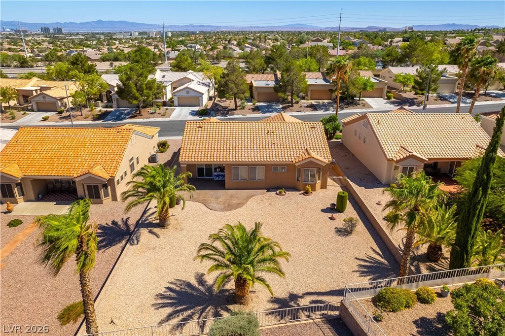 10608 Mission Lakes, Las Vegas, NV 89134