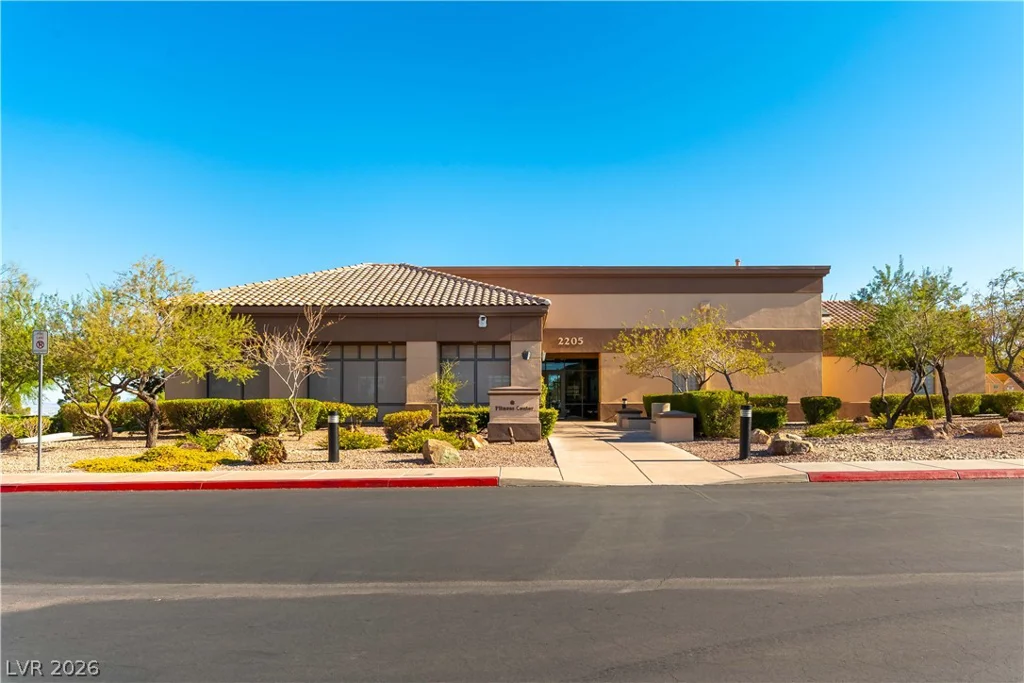 10608 Mission Lakes, Las Vegas, NV 89134