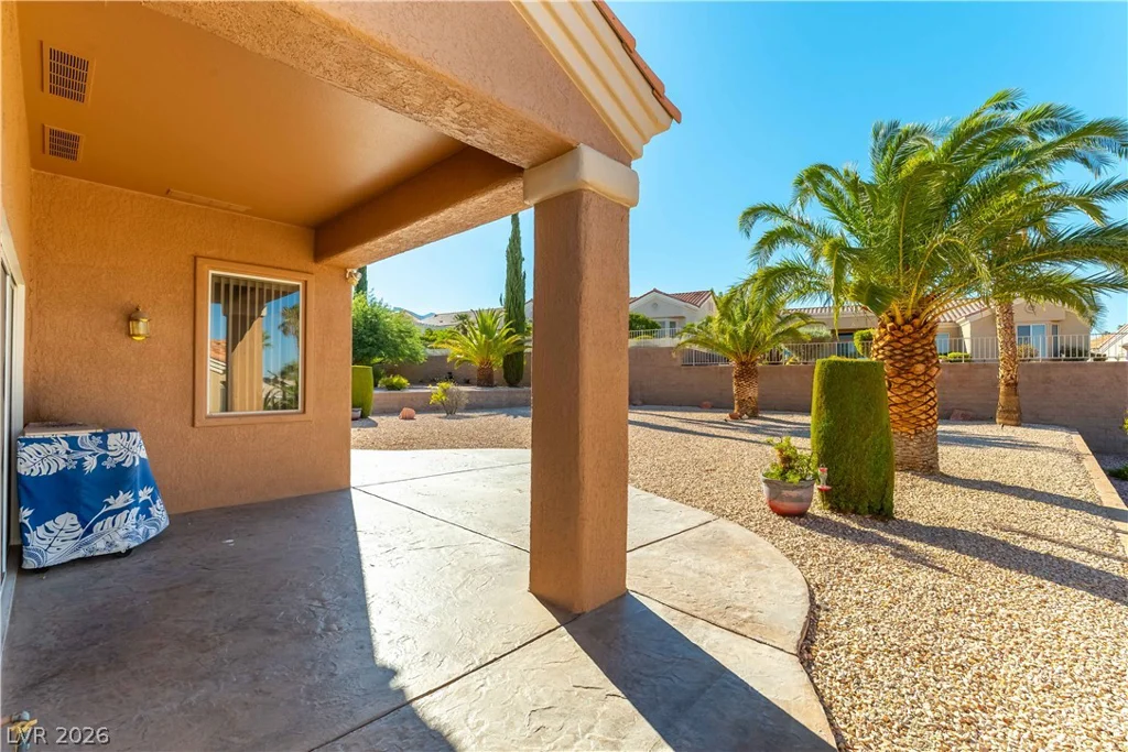 10608 Mission Lakes, Las Vegas, NV 89134