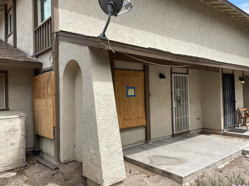 1351 Dorothy, Las Vegas, NV 89119