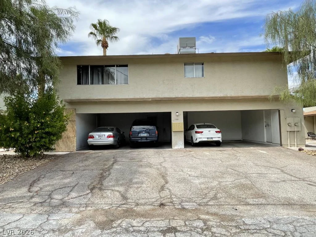 1351 Dorothy, Las Vegas, NV 89119