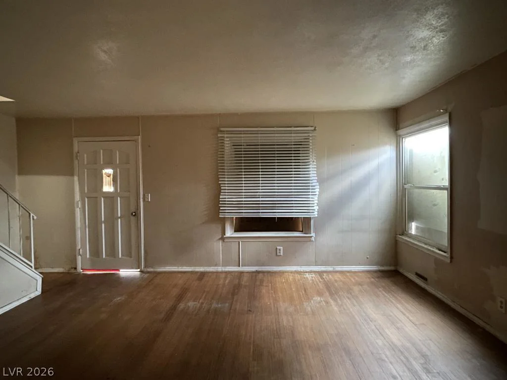 1351 Dorothy, Las Vegas, NV 89119