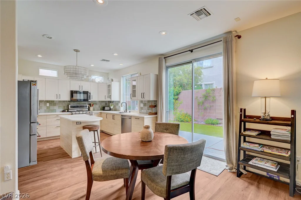 10592 Olympic Pine, Las Vegas, NV 89135