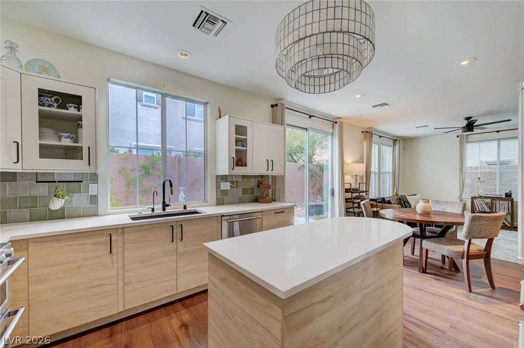 10592 Olympic Pine, Las Vegas, NV 89135