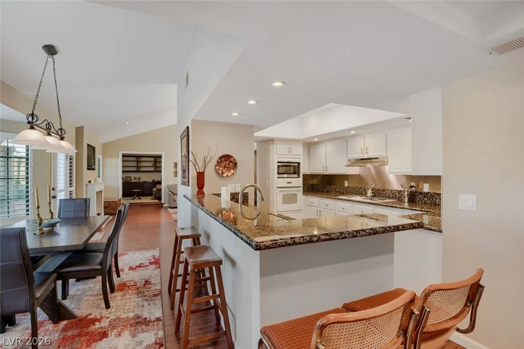 3102 La Mancha, Henderson, NV 89014