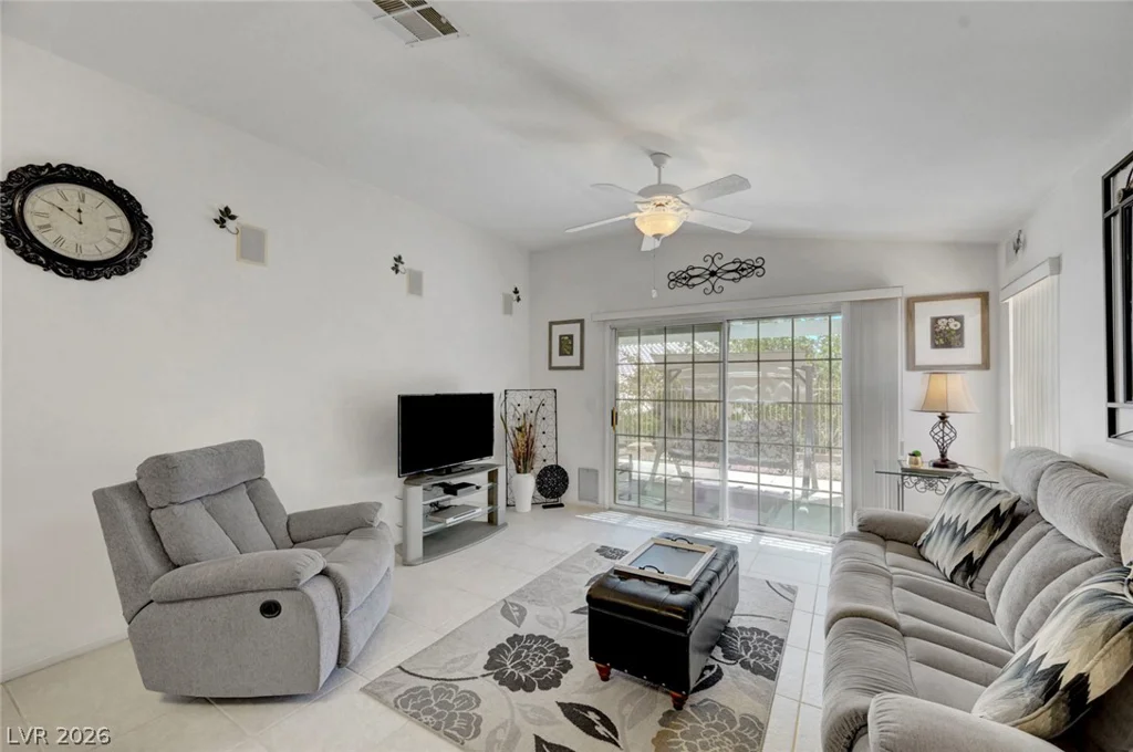 5456 Beach Pine, Las Vegas, NV 89130
