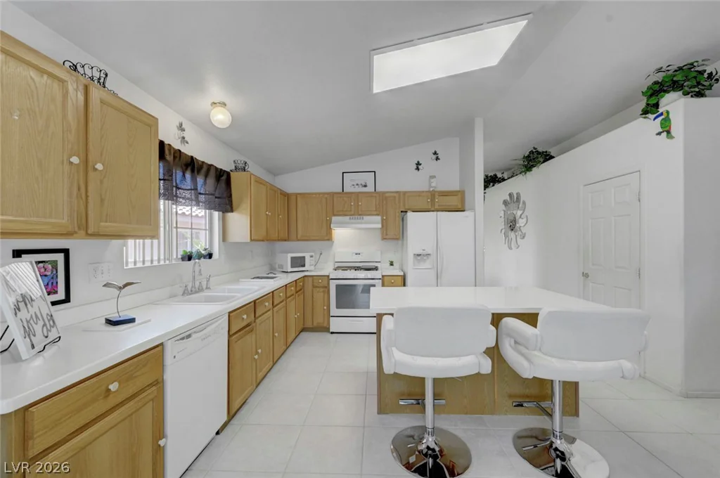 5456 Beach Pine, Las Vegas, NV 89130