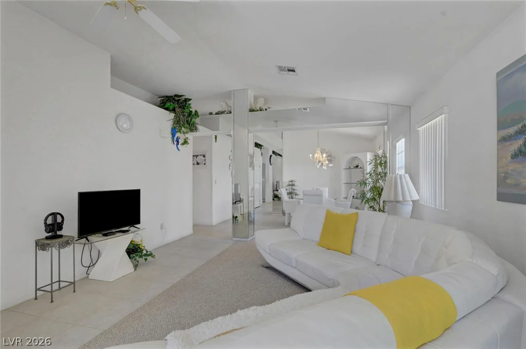 5456 Beach Pine, Las Vegas, NV 89130