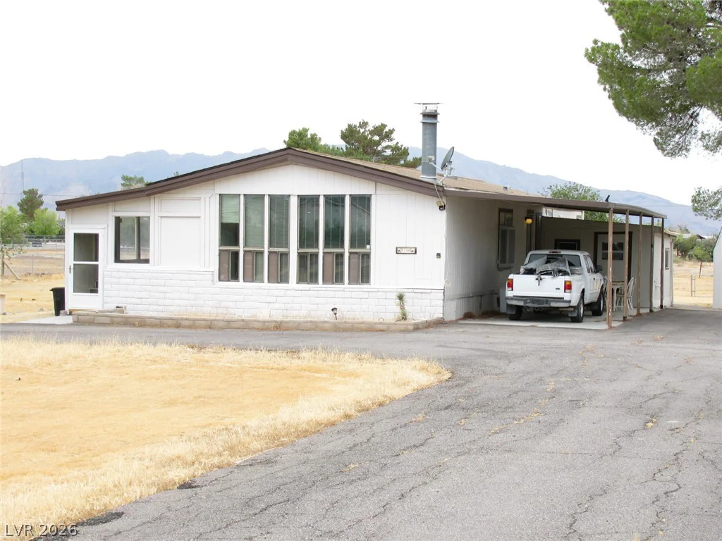 5760 Pahrump Valley, Pahrump, NV 89048