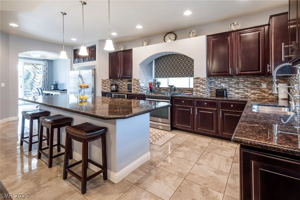 6377 Mount Palomar, Las Vegas, NV 89139
