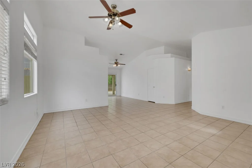 4643 Califa, Las Vegas, NV 89122