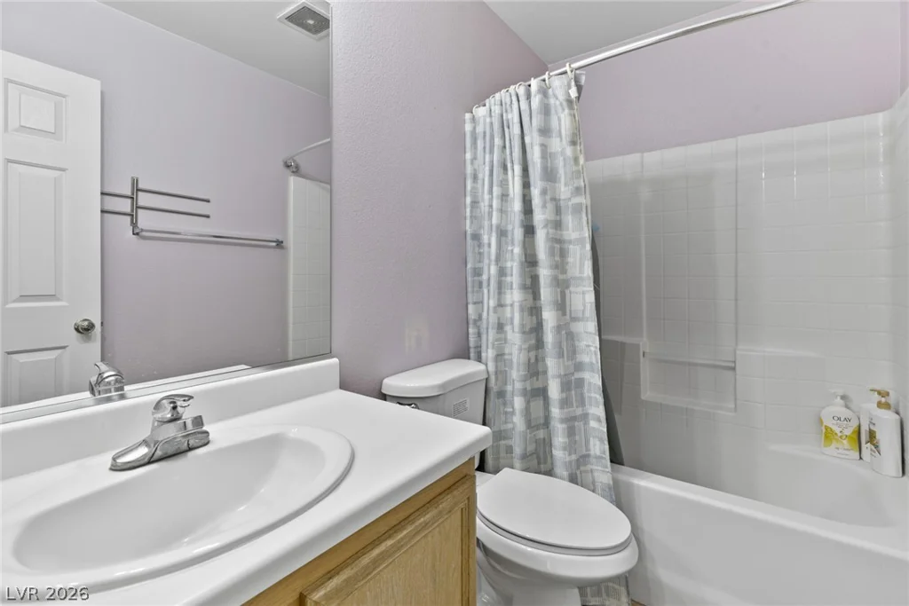 10260 Martinsburg, Las Vegas, NV 89183