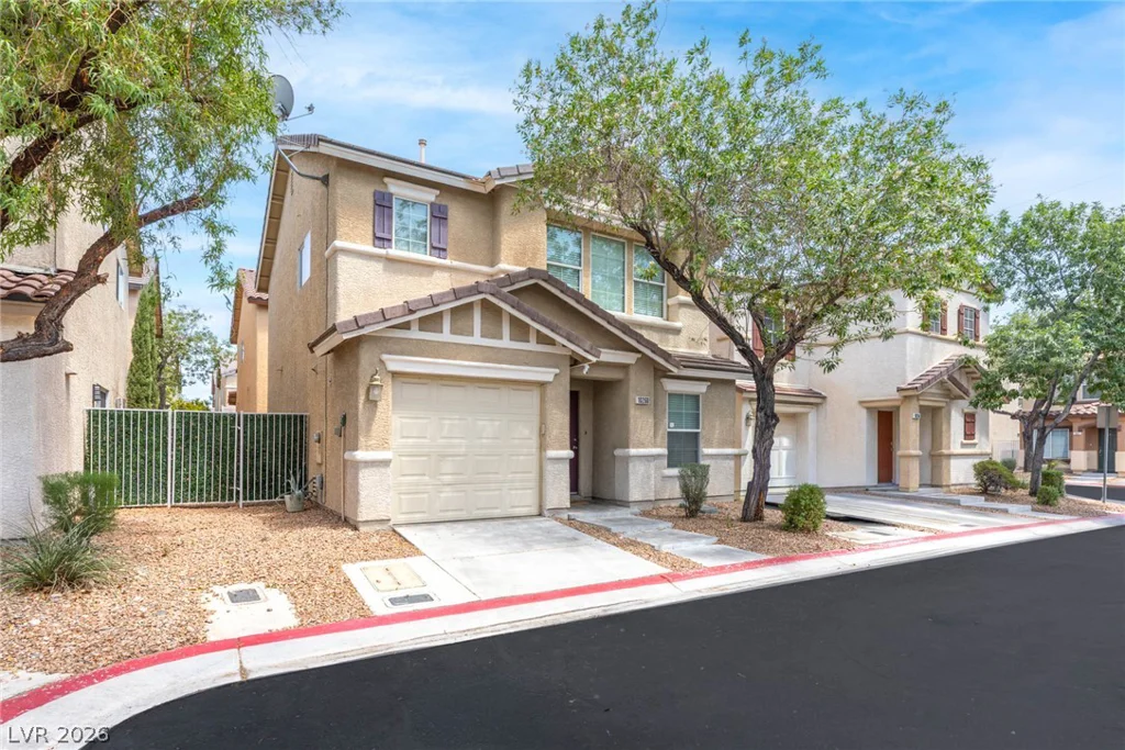 10260 Martinsburg, Las Vegas, NV 89183