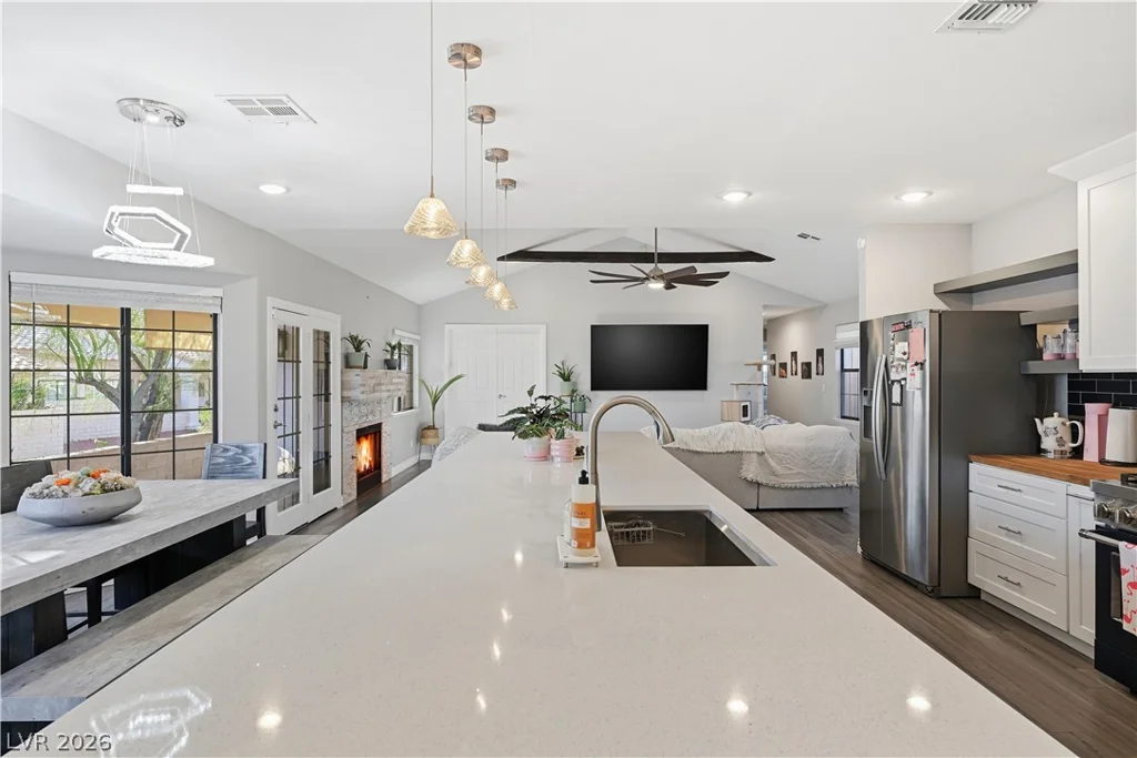 250 Garfield, Henderson, NV 89074