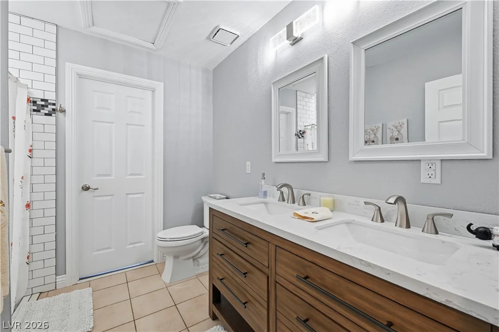 250 Garfield, Henderson, NV 89074
