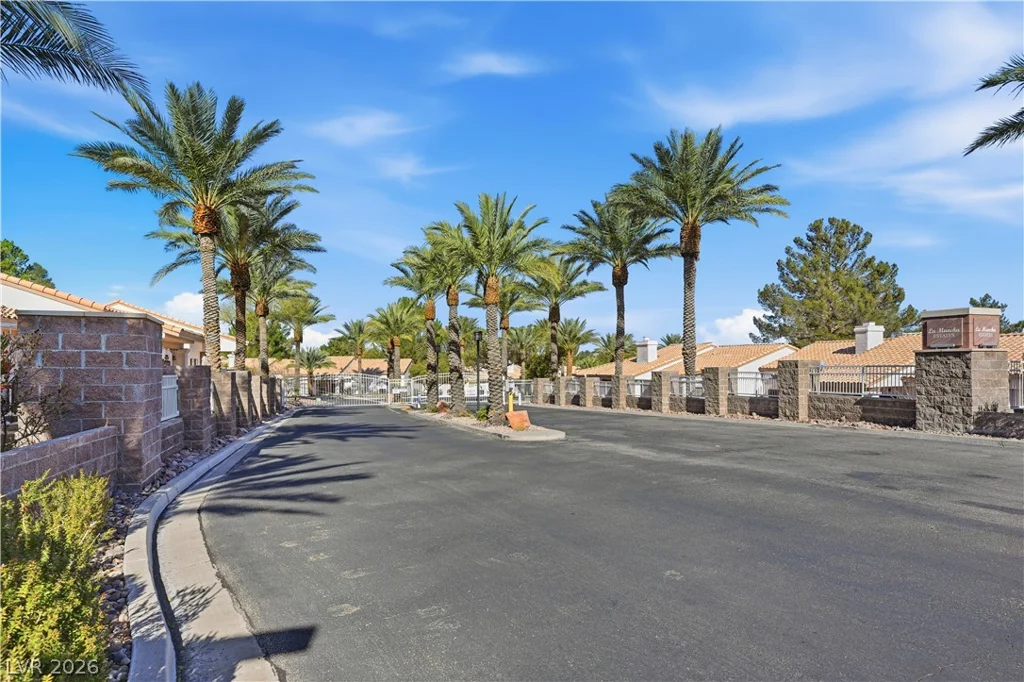 250 Garfield, Henderson, NV 89074