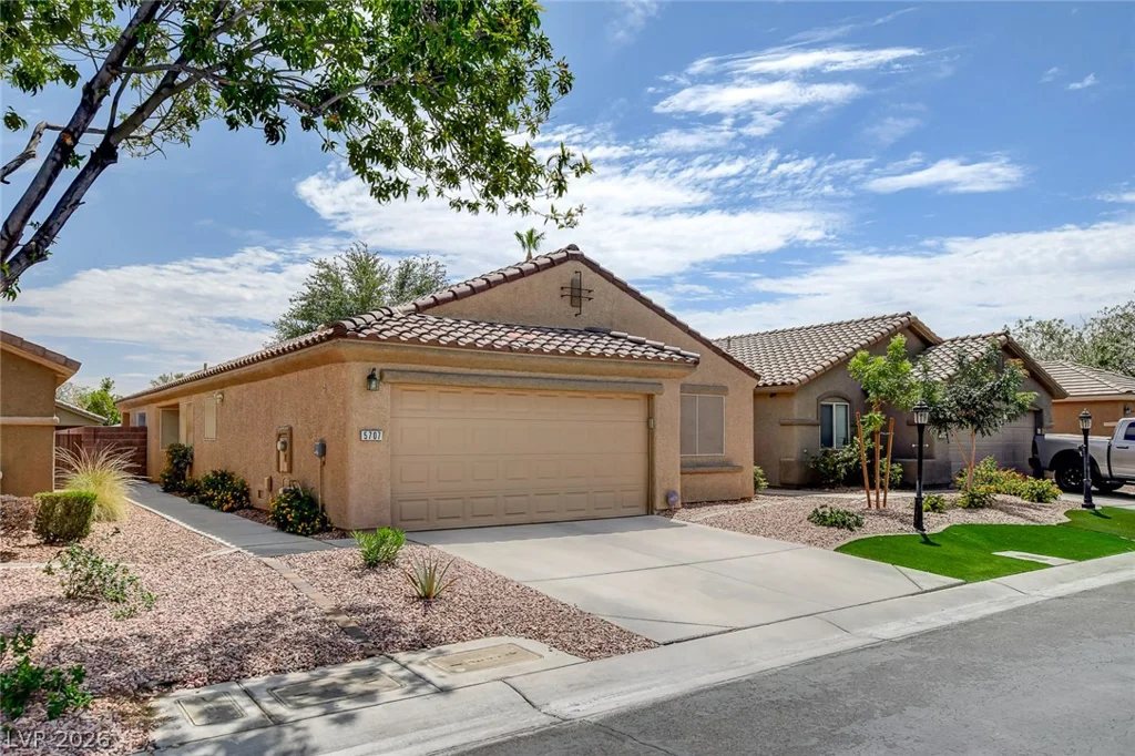 5707 Great Eagle, Las Vegas, NV 89122