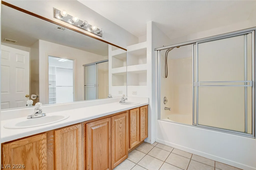 5707 Great Eagle, Las Vegas, NV 89122
