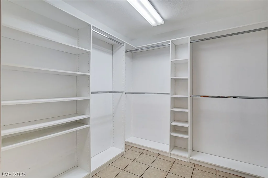 5707 Great Eagle, Las Vegas, NV 89122