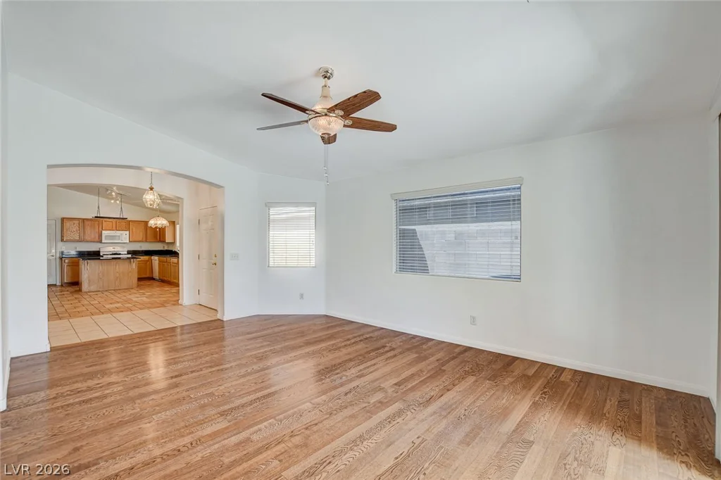 5707 Great Eagle, Las Vegas, NV 89122