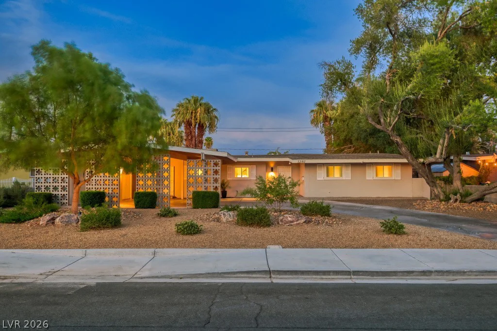 1281 Strong, Las Vegas, NV 89102