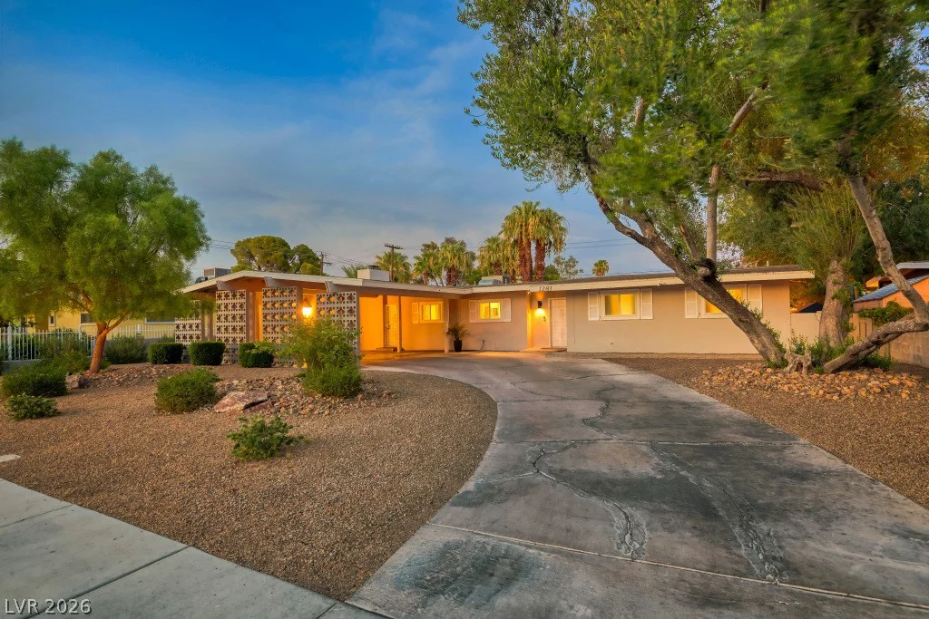 1281 Strong, Las Vegas, NV 89102