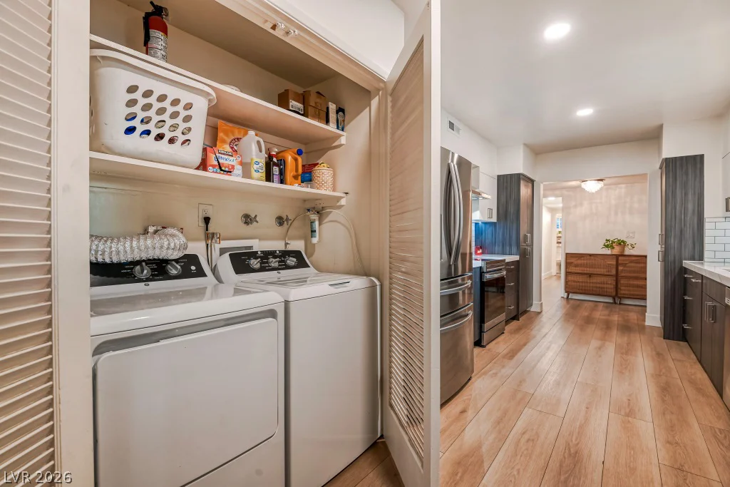 1281 Strong, Las Vegas, NV 89102