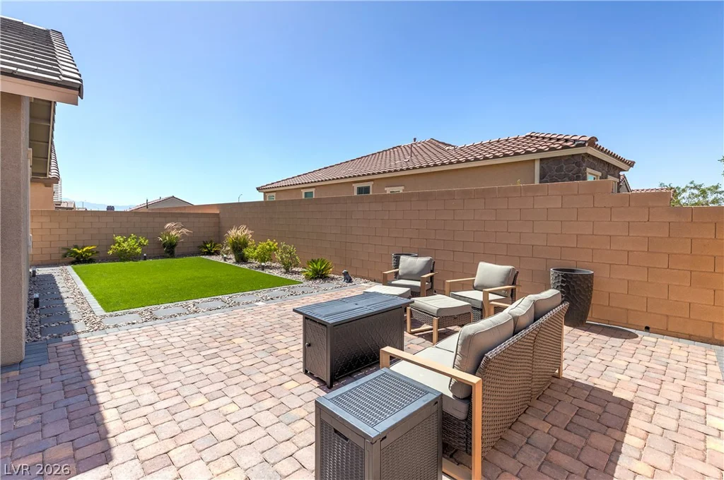 56 Cadence Crest, Henderson, NV 89011