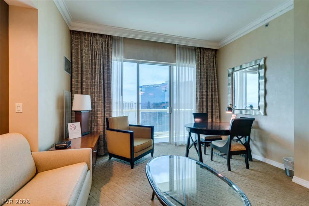145 HARMON, Las Vegas, NV 89109
