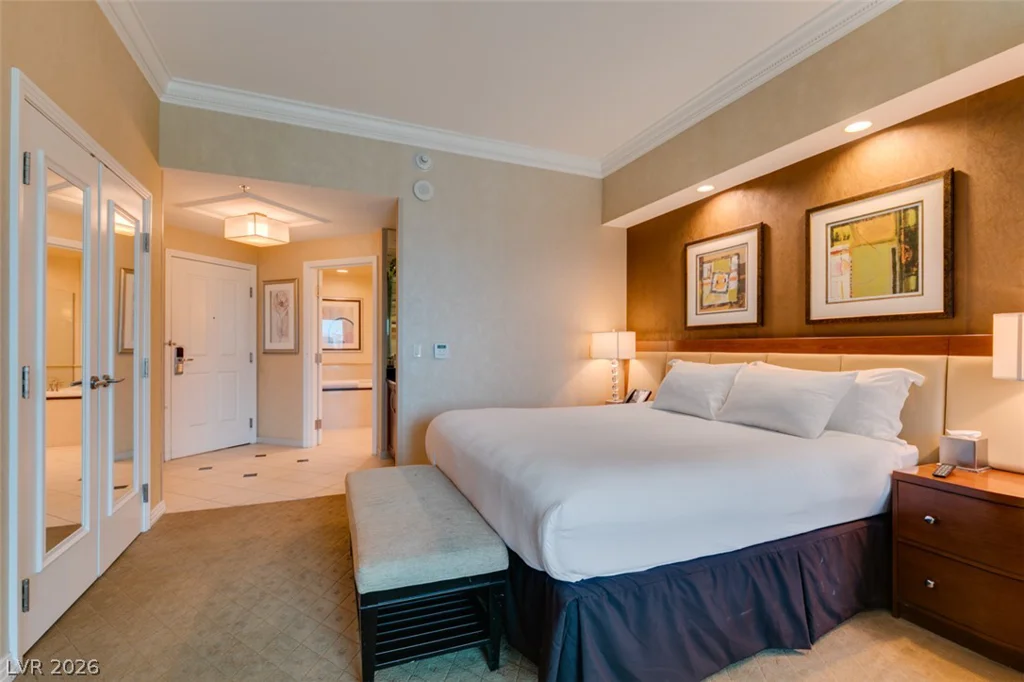 145 HARMON, Las Vegas, NV 89109