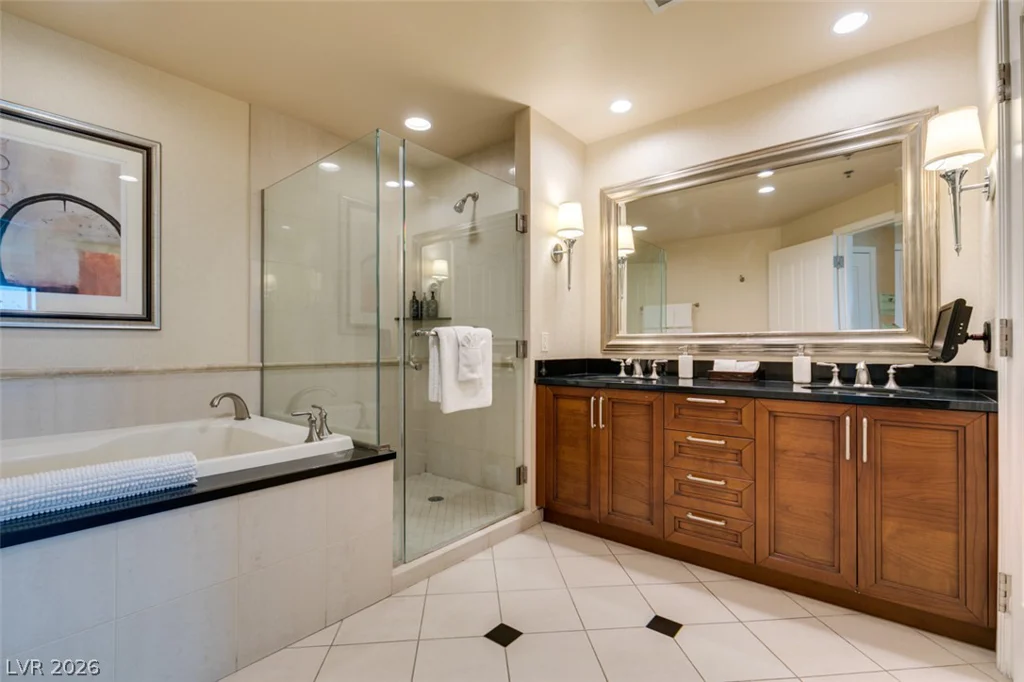 145 HARMON, Las Vegas, NV 89109