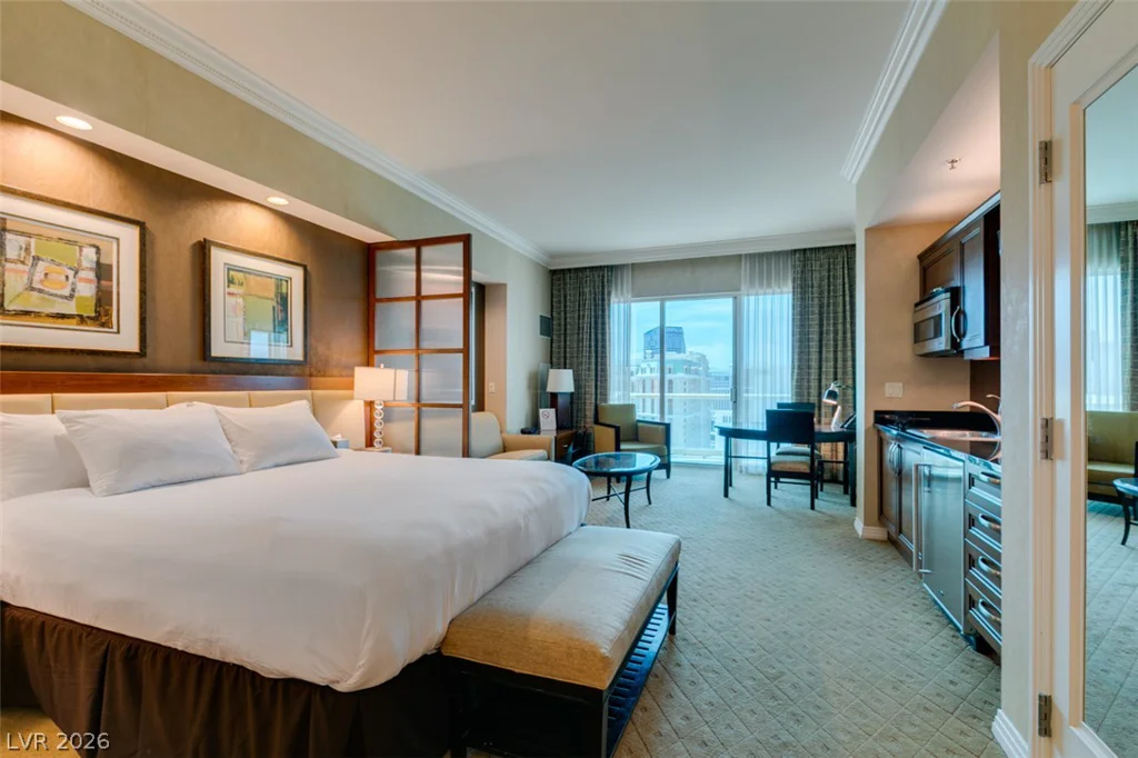 145 HARMON, Las Vegas, NV 89109