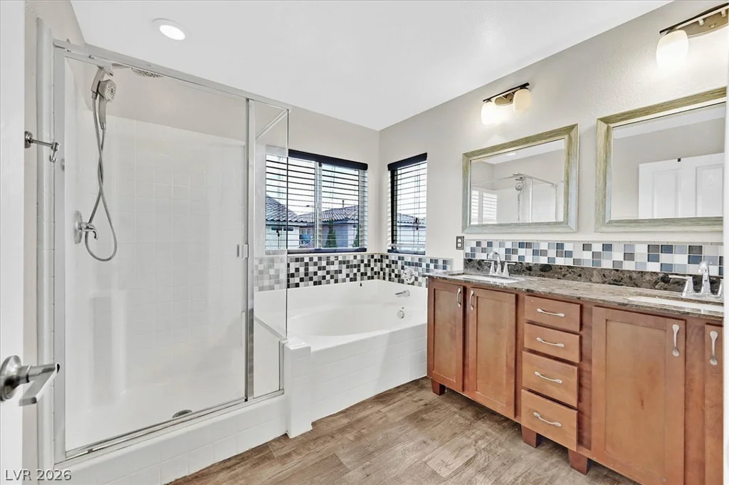 10656 Snow Lake, Las Vegas, NV 89179
