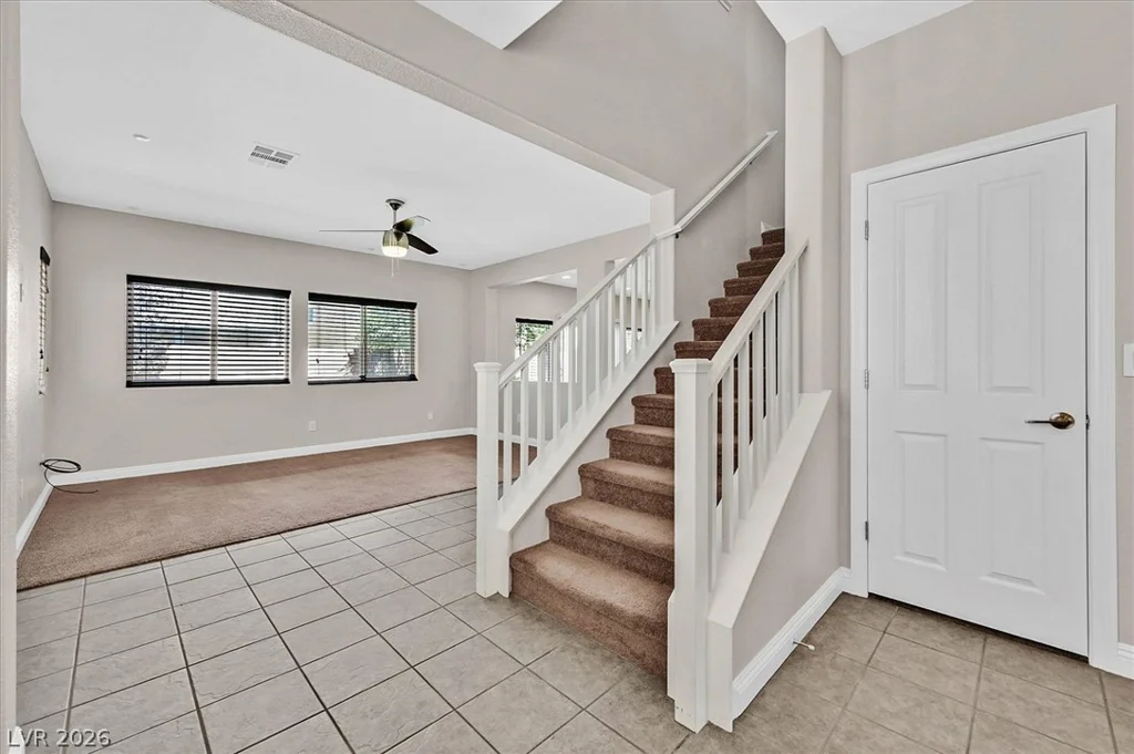 10656 Snow Lake, Las Vegas, NV 89179