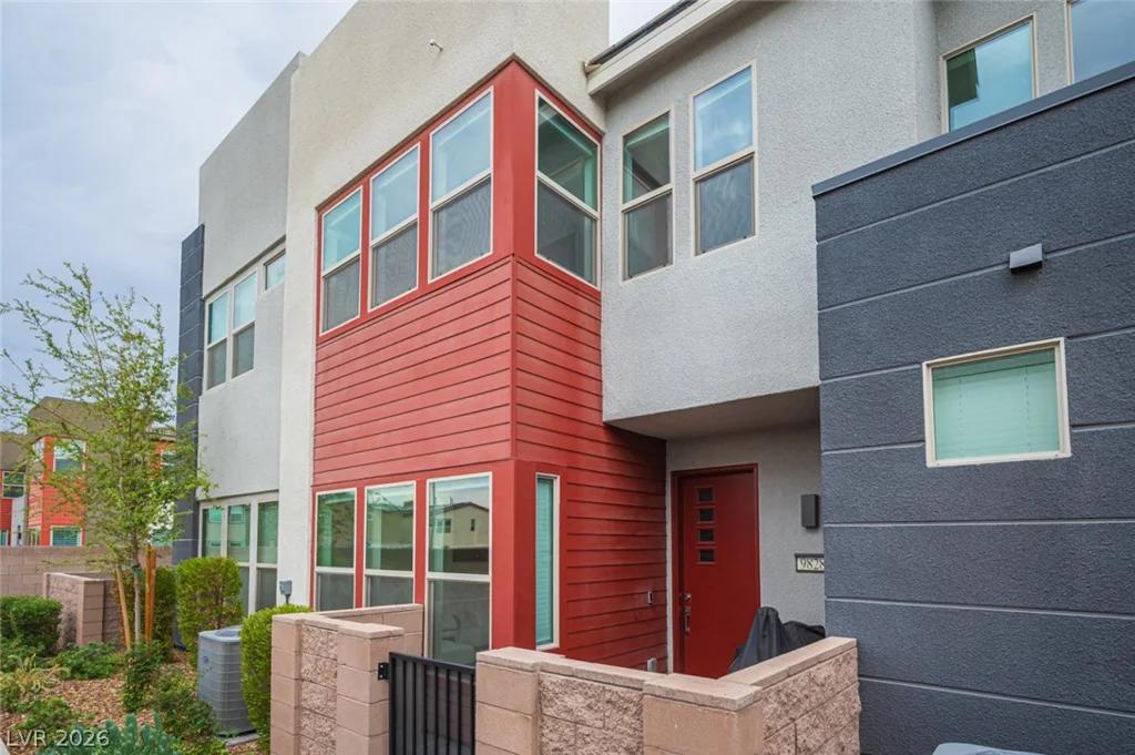 9828 Kings Glen, Las Vegas, NV 89141
