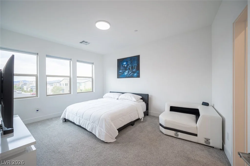 9828 Kings Glen, Las Vegas, NV 89141
