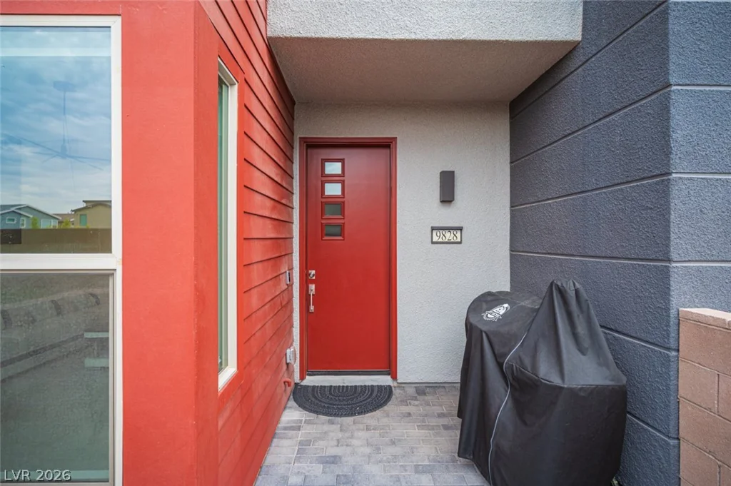 9828 Kings Glen, Las Vegas, NV 89141