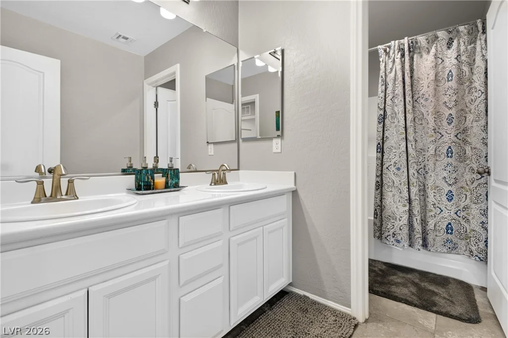 7694 Monomoy Bay, Las Vegas, NV 89179