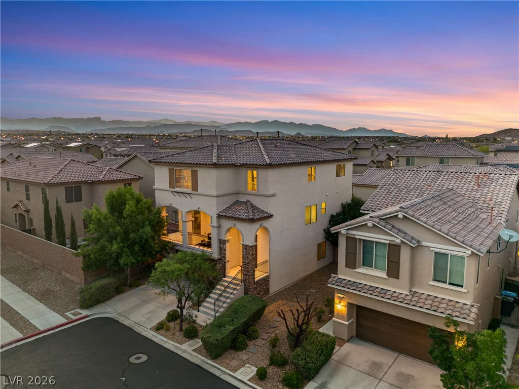 7694 Monomoy Bay, Las Vegas, NV 89179