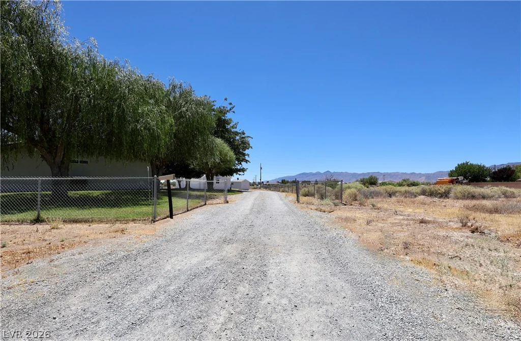 301 Hickory, Pahrump, NV 89048