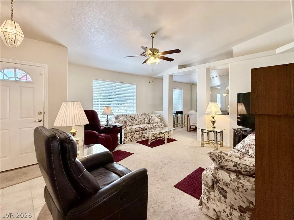 301 Hickory, Pahrump, NV 89048