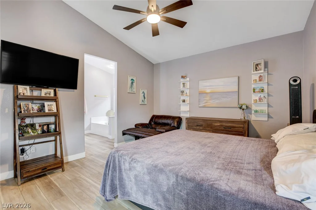 8284 Aurora Peak, Las Vegas, NV 89131