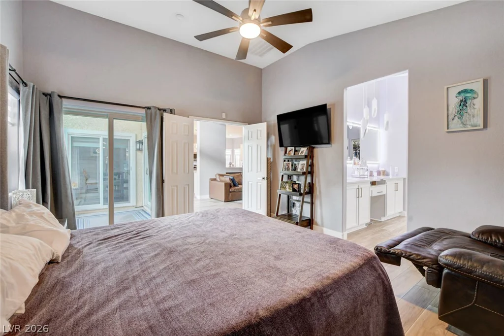 8284 Aurora Peak, Las Vegas, NV 89131