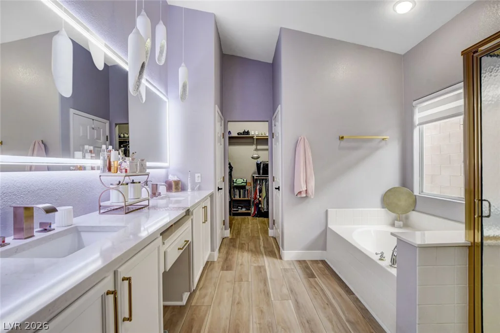 8284 Aurora Peak, Las Vegas, NV 89131