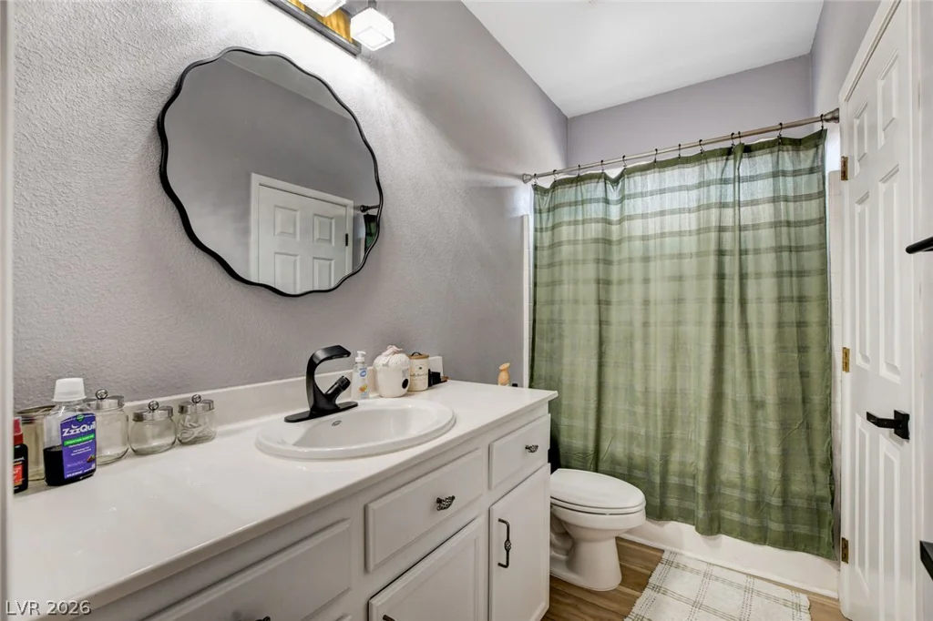 8284 Aurora Peak, Las Vegas, NV 89131