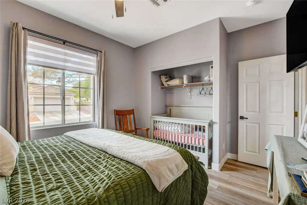 8284 Aurora Peak, Las Vegas, NV 89131